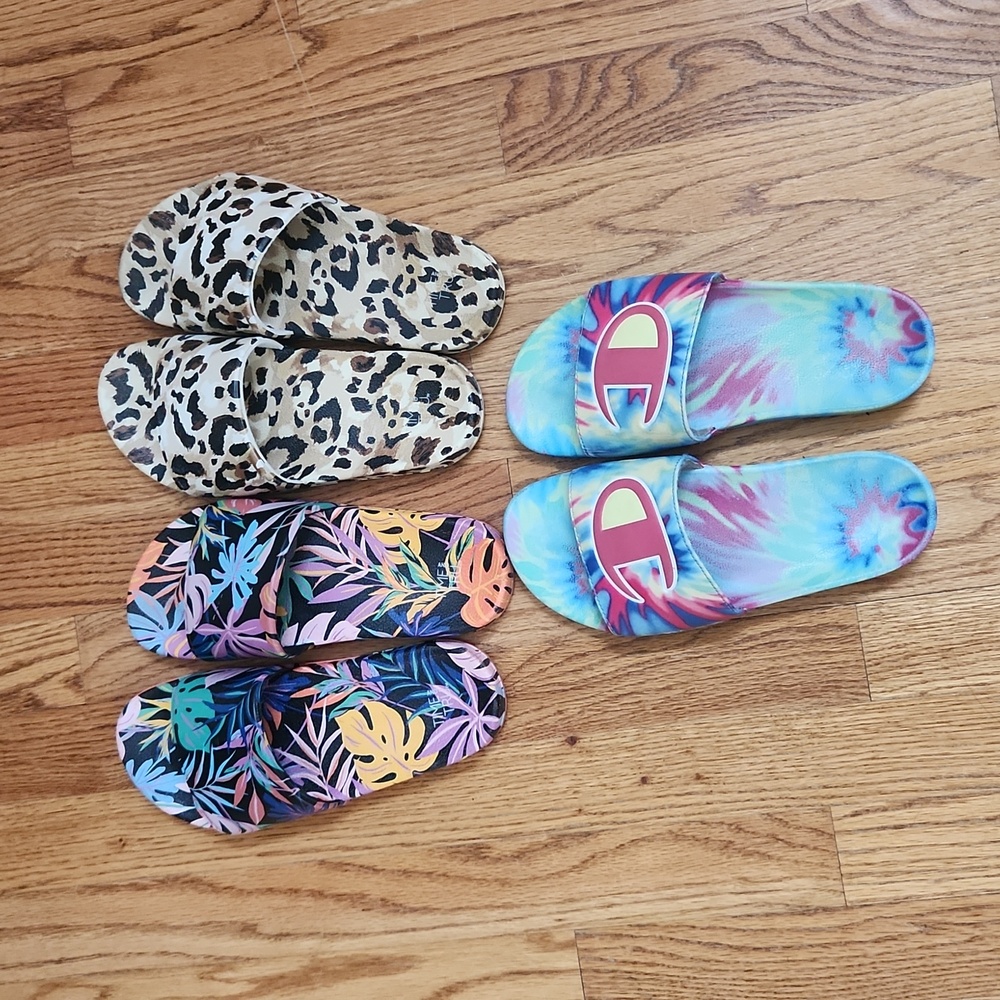 3 pairs of slides